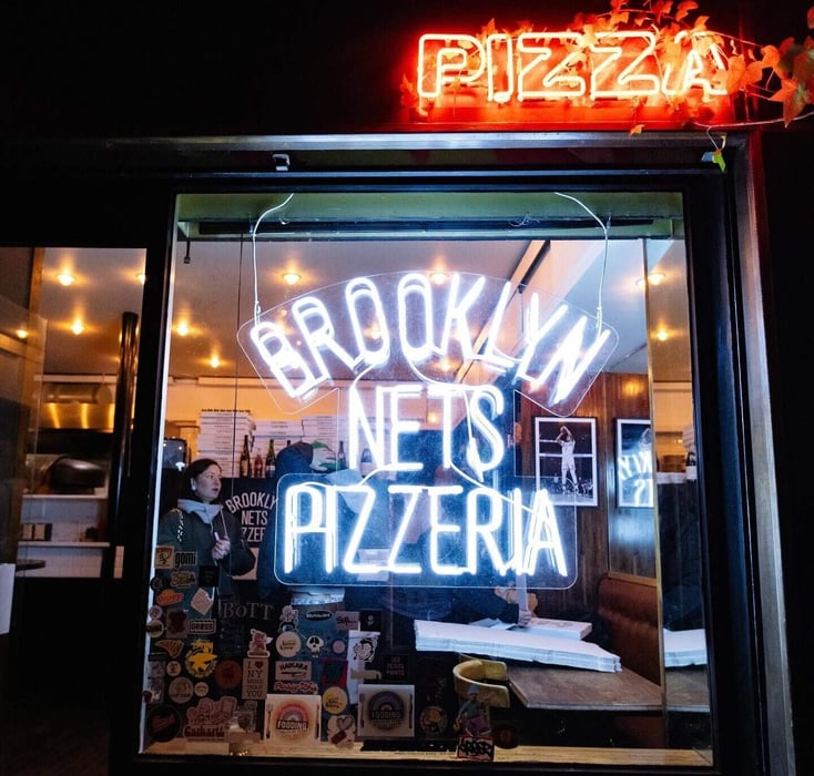 Brooklyn Nets pizzeria in Paris